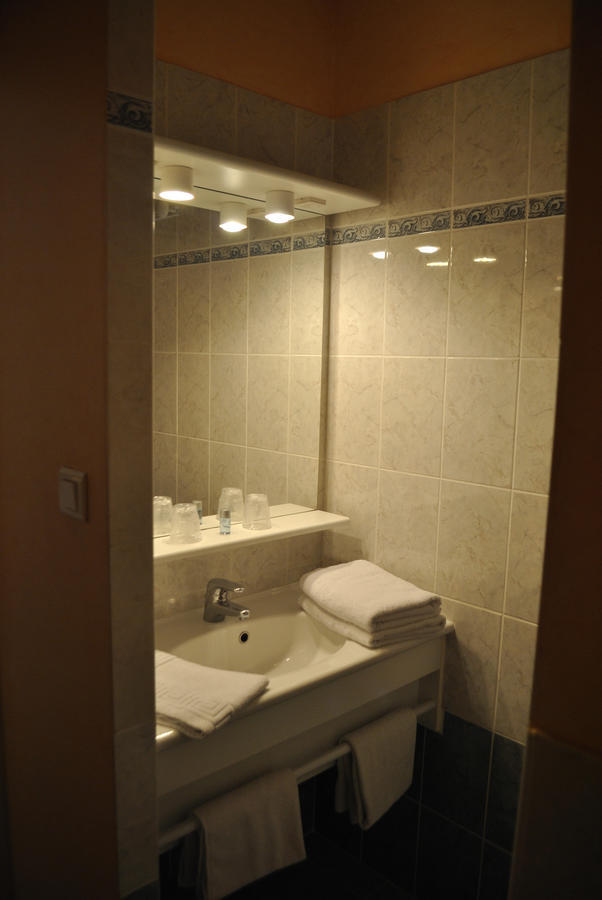 Hotel Auberge De La Nauze Sagelat Oda fotoğraf
