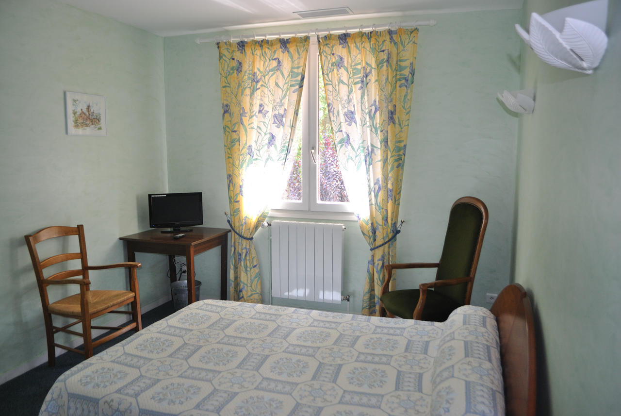 Hotel Auberge De La Nauze Sagelat Oda fotoğraf